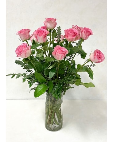 Long Stem Pink Roses Flower Arrangement