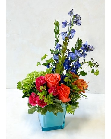 Summer Breeze Flower Arrangement